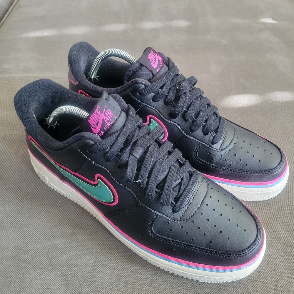 Nike Air Force 1 '07 LV8 Sport South Beach Sneakers AJ7748-002 Men's Size 10.5